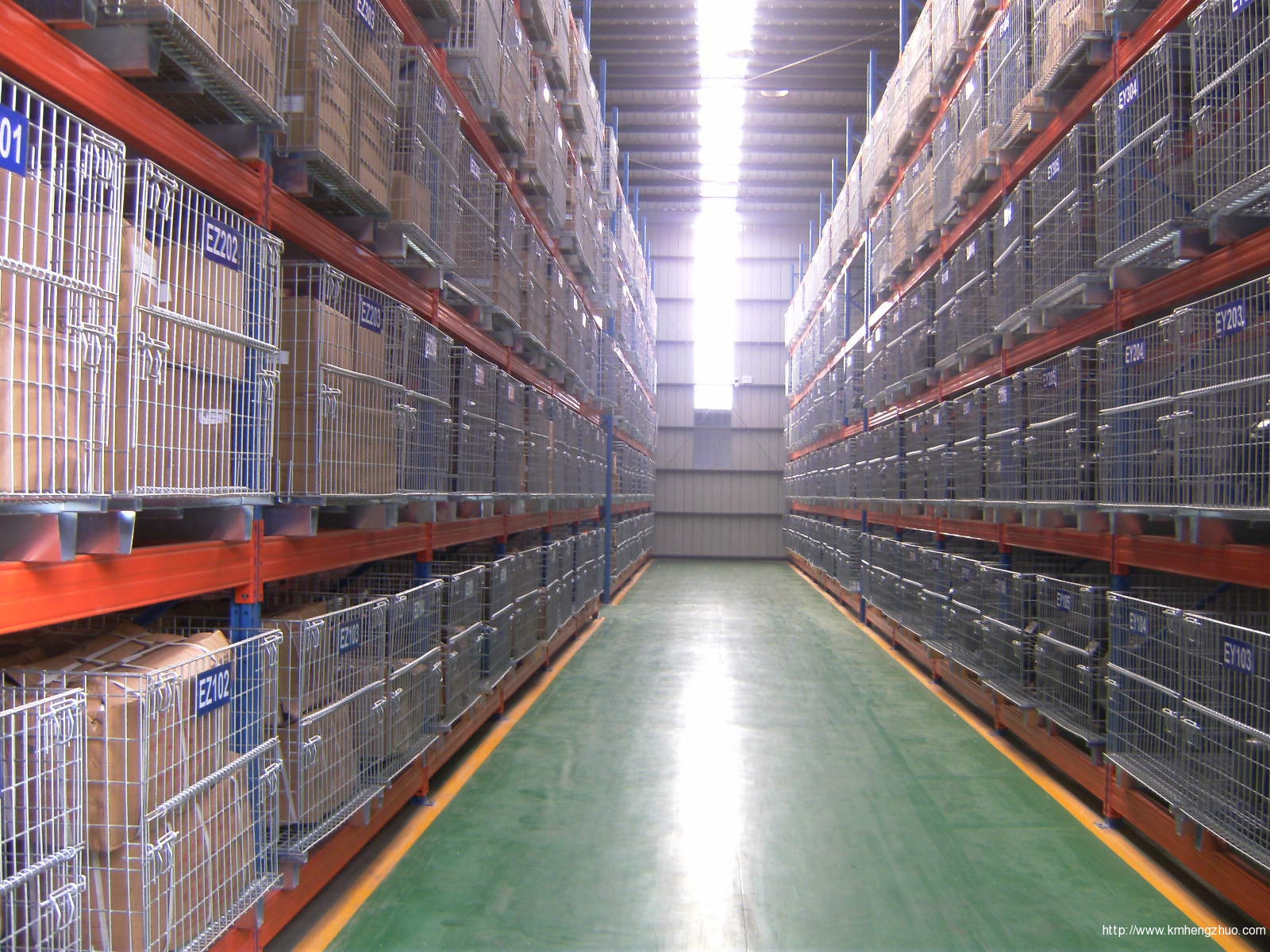 HZ-l03可折疊倉儲籠應(yīng)用案例
